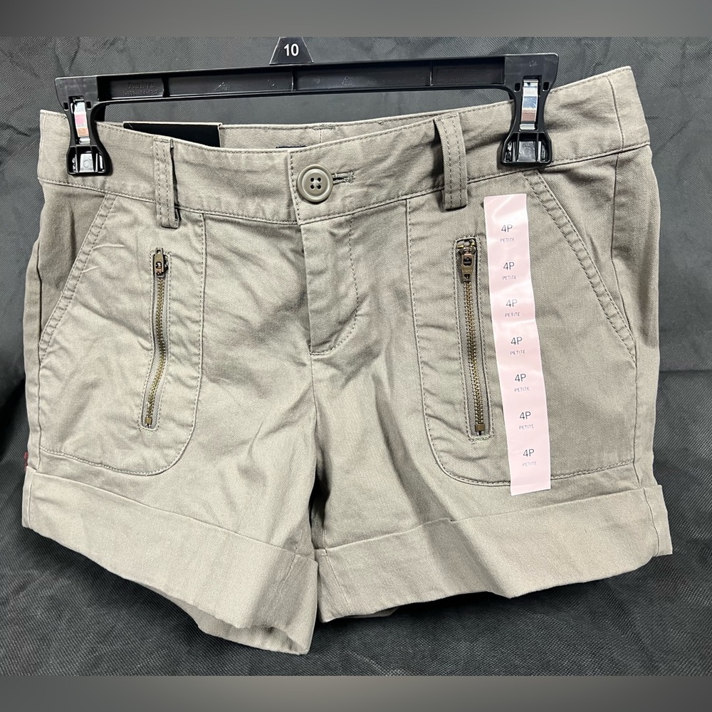 Banana Republic Martin fit petite shorts